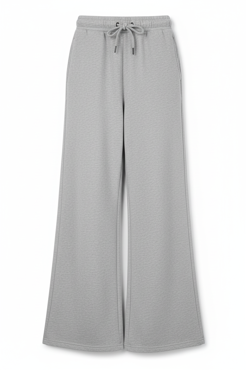 Pantalone tuta wide-leg grigio su sfondo bianco
