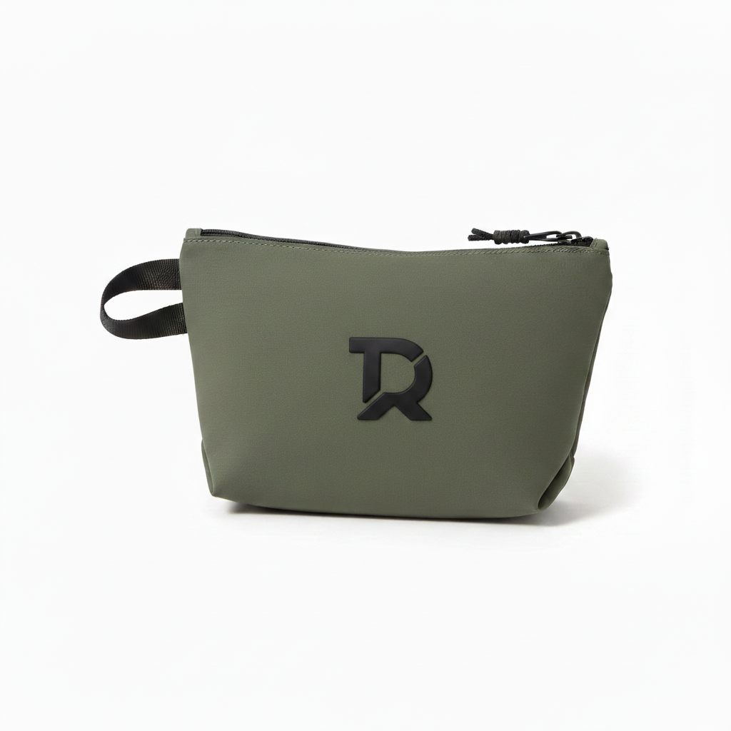 Pochette verde con logo TR nero